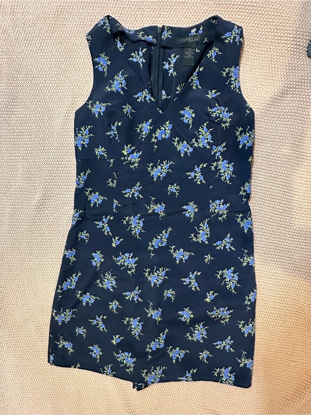 Express Floral Sleeveless Wrap Front Romper Navy Blue Size 7/8